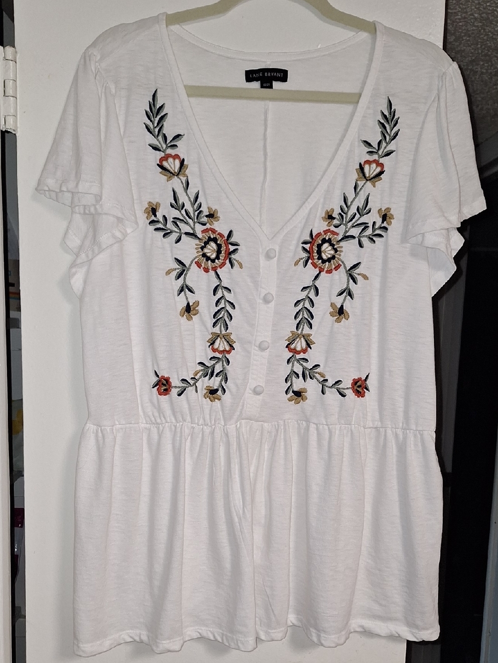 Lane Bryant White Embroidered V-Neck Peplum Blouse